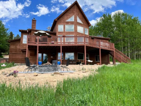 Meandering Moose Apartment